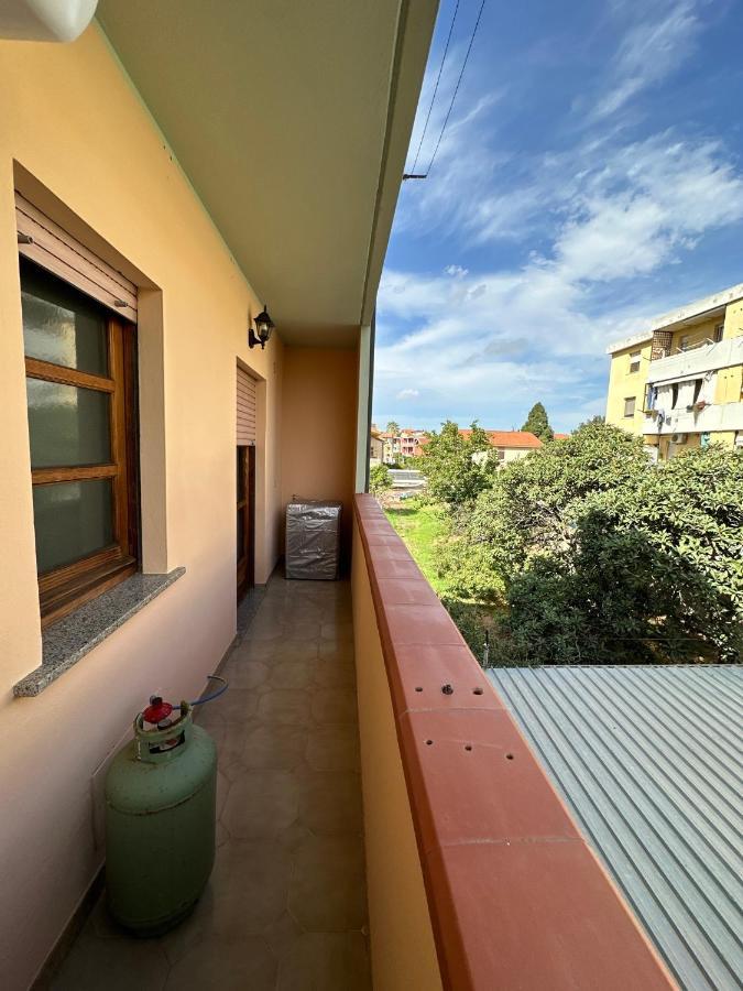 Апартаменты House Riky Ассемини Экстерьер фото